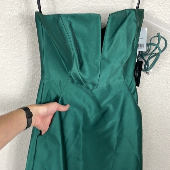 NWT Alfred Sung Strapless Notch Satin Twill Gown Bridesmaid Dress Hunter Green - Picture 4 of 11